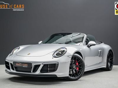 Porsche 911 Carrera 4 GTS