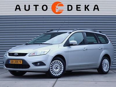 Grijs Occasion 2009 Ford Focus Ghia Stationwagen | € 2.950 (Iets duurder)