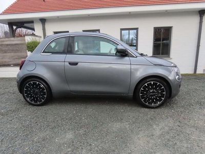 Grijs Gebruikt 2022 Fiat 500e La Prima Sedan | € 27.500