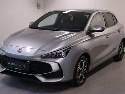 Zilver (metallic) Occasion 2025 MG MG3 Luxury Hatchback | € 20.949 (Iets duurder)