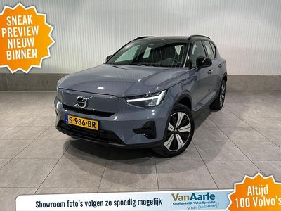 Grijs Occasion 2023 Volvo XC40 Core SUV | € 31.450
