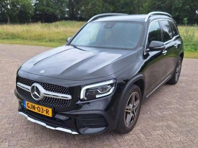 Mercedes GLB200