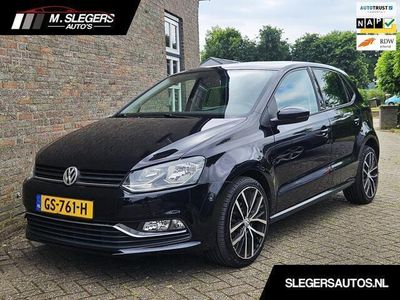Zwart Occasion 2015 VW Polo Highline Hatchback | € 8.299 (Eerlijke prijs)