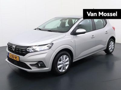Grijs Gebruikt 2021 Dacia Sandero Comfort Hatchback | € 12.840 (Eerlijke prijs)