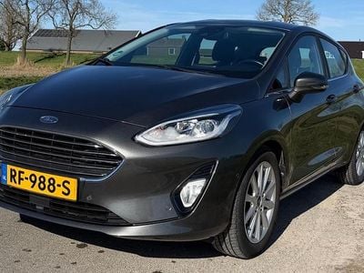 Occasion Ford Fiesta Titanium 2017 Grijs Hatchback