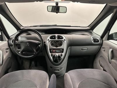 Zwart Occasion 2009 Citroën Xsara Picasso MPV | € 2.500 (Duur)