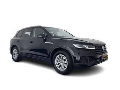 Zwart Gebruikt 2018 VW Touareg R-line SUV | € 26.445 (Duur)