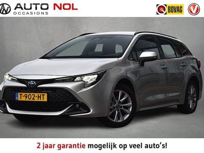 Grijs Occasion 2023 Toyota Corolla Hybrid Active Stationwagen | € 24.950 (Eerlijke prijs)