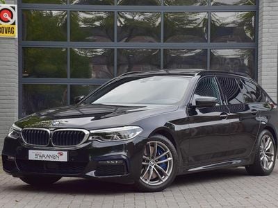 Zwart, metallic lak Gebruikt 2020 BMW 540 Executive Stationwagen | € 49.950 (Iets duurder)