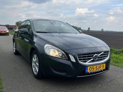 Occasion Volvo S60 Kinetic 150 PK (110 kW) 2011 Grijs Sedan