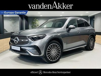 tweedehands Mercedes GLC300e 4Matic AMG // Panoramadak // Digital Light // 360 Camera // Keyless Entry // Elek. Achterklep // 20" Velgen // Alarm