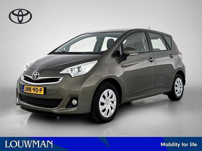 Bruin Occasion 2014 Toyota Verso-S MPV | € 13.900 (Iets duurder)