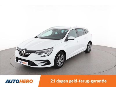 Wit (metallic) Gebruikt 2021 Renault Mégane GrandTour Intens Stationwagen | € 17.950 (Goede deal)