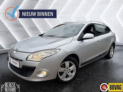 Grijs Gebruikt 2010 Renault Mégane GrandTour Dynamique Stationwagen | € 3.490 (Eerlijke prijs)