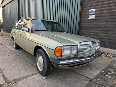 Groen Gebruikt 1983 Mercedes 280 Stationwagen | € 12.950