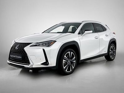 Wit Occasion 2022 Lexus UX 250h SUV | € 34.950 (Iets duurder)