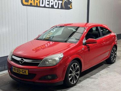 Rood Gebruikt 2007 Opel Astra GTC Hatchback | € 1.598 (Duur)