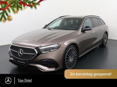 Bruin Gebruikt 2024 Mercedes E300 AMG line Stationwagen | € 59.500