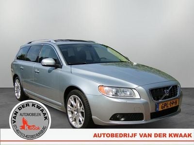 Grijs Gebruikt 2007 Volvo V70 Summum Stationwagen | € 14.450 (Duur)