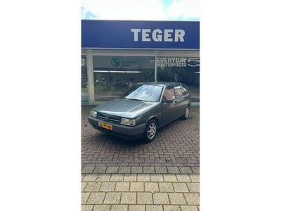Grijs Gebruikt 1993 Fiat Tipo Hatchback | € 2.900
