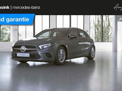 Grijs (metallic) Gebruikt 2018 Mercedes A180 Business Hatchback | € 18.850 (Eerlijke prijs)