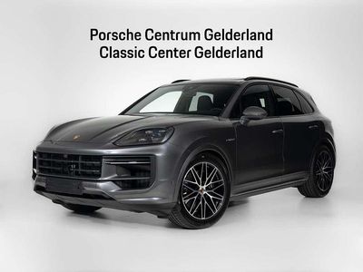 Grijs Occasion 2025 Porsche Cayenne SUV | € 144.900