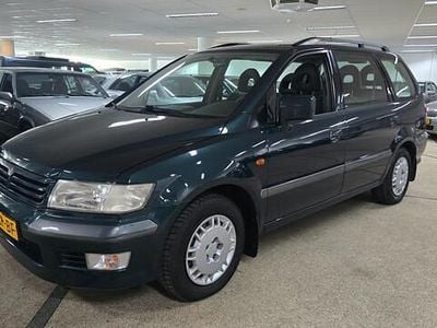 Groen Occasion 2000 Mitsubishi Space Wagon MPV | € 2.950