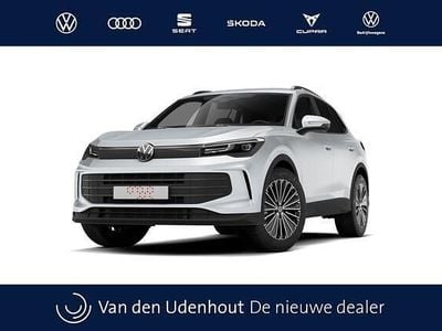 Groen, metallic lak Nieuw 2025 VW Tiguan R-line Edition SUV | € 55.822 (Goede deal)