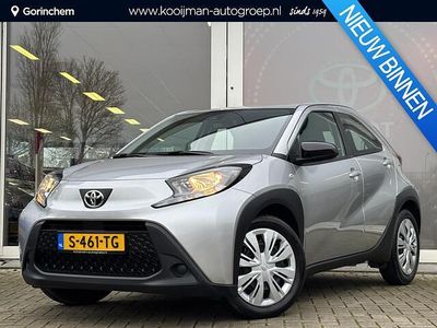 Grijs Gebruikt 2022 Toyota Aygo X Play SUV | € 15.900 (Goede deal)