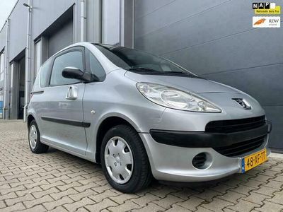tweedehands Peugeot 1007 1.4 Sesam Urban NW APK - AIRCO - KM N.A.P - NETTE AUTO