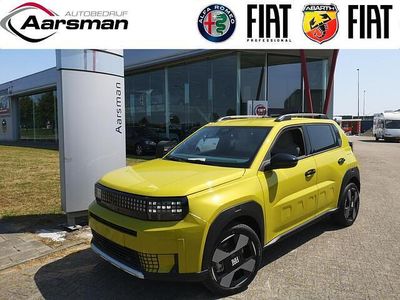 Geel Occasion 2025 Fiat Grande Panda La Prima Hatchback | € 27.450 (Eerlijke prijs)
