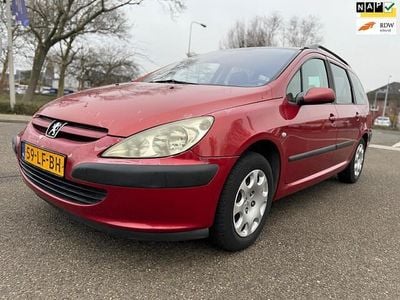 Rood Occasion 2002 Peugeot 307 Stationwagen | € 1.295 (Eerlijke prijs)