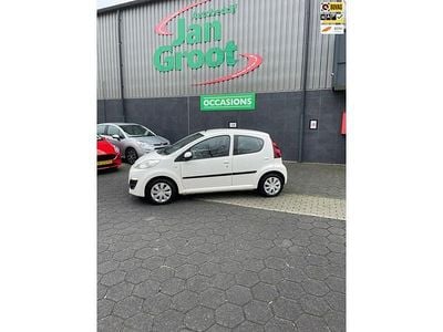 Wit Gebruikt 2012 Peugeot 107 Active Hatchback | € 4.450 (Eerlijke prijs)