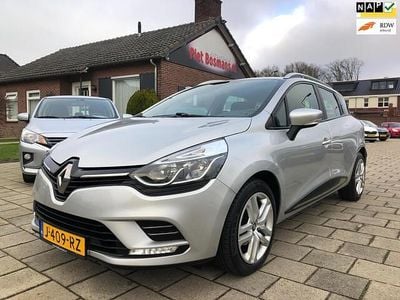 Grijs (metallic) Gebruikt 2020 Renault Clio GrandTour Zen Stationwagen | € 8.940 (Eerlijke prijs)