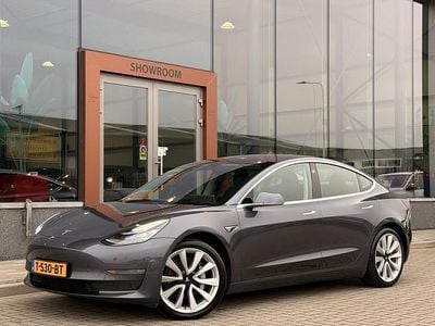 Hatchback Occasion 2019 Tesla Model 3 Long Range AWD Sedan | € 20.900 (Eerlijke prijs)