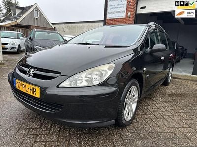 Zwart Occasion 2004 Peugeot 307 Stationwagen | € 950