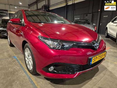 Toyota Auris Hybrid