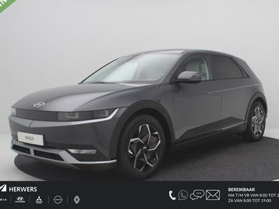 tweedehands Hyundai Ioniq 5 77 kWh Connect+ / ¤ 3.000,- Voordeel / ¤ 58.049,- Rijklaar / Nieuw direct leverbaar / Navigatie / Grijs Lederen bekleding / Full Option /