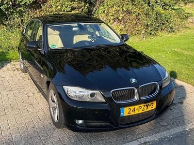 Zwart Gebruikt 2011 BMW 320 Efficient Dynamics Sedan | € 6.749 (Duur)