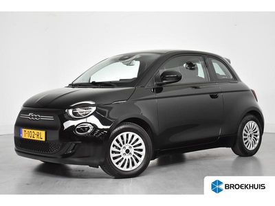 Zwart Gebruikt 2023 Fiat 500e Urban Hatchback | € 17.895 (Eerlijke prijs)