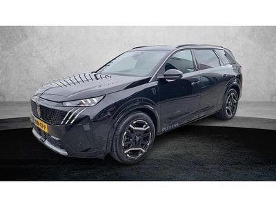 Peugeot e-5008