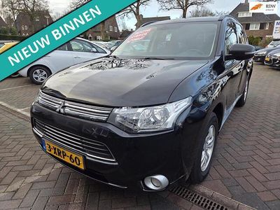 Zwart Occasion 2014 Mitsubishi Outlander Edition SUV | € 6.999 (Eerlijke prijs)