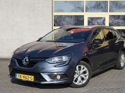 tweedehands Renault Mégane IV Estate 1.5 dCi Eco2 Limited BJ2018 Lmv 16" | Led | Pdc | Navi | Keyless entry | Climate control | Cruise control | Extra getint glas