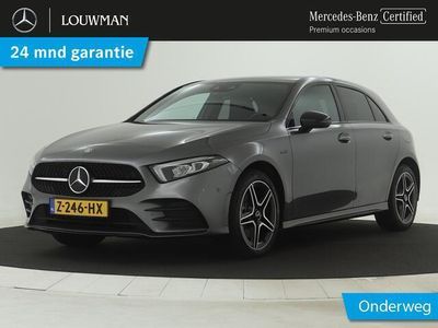 tweedehands Mercedes A250 e AMG Nightpakket | Stoelverwarming | Augmented Reality | Sfeerverlichting | LED | Apple CarPlay | Inclusief 24 maanden MB Certified garantie voor Europa.