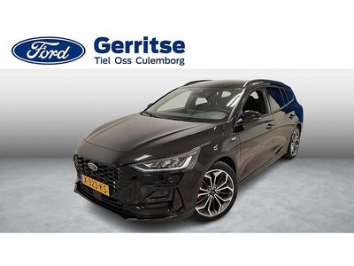 Zwart Gebruikt 2023 Ford Focus ST-Line X Stationwagen | € 27.500 (Eerlijke prijs)