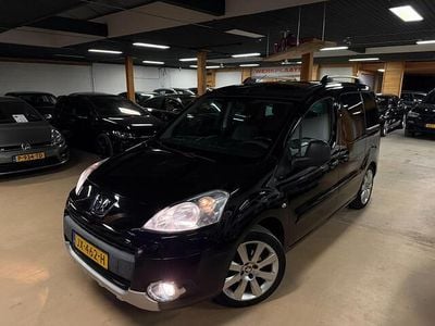 Zwart Gebruikt 2012 Peugeot Partner Tepee Family MPV | € 6.750 (Iets duurder)