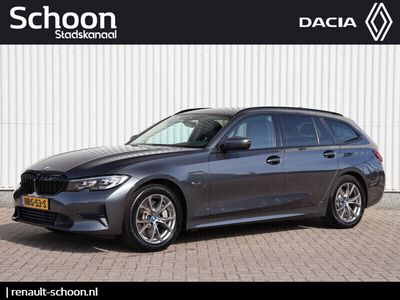 BMW 330e