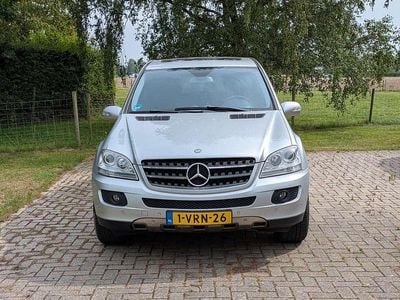 Mercedes ML280