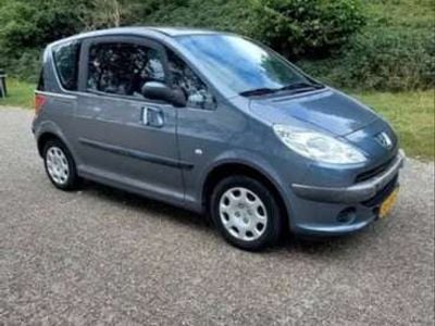 Peugeot 1007