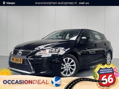 Lexus CT200h
